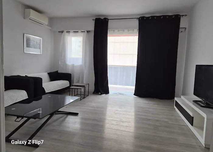 Apartament Ajaccienne *